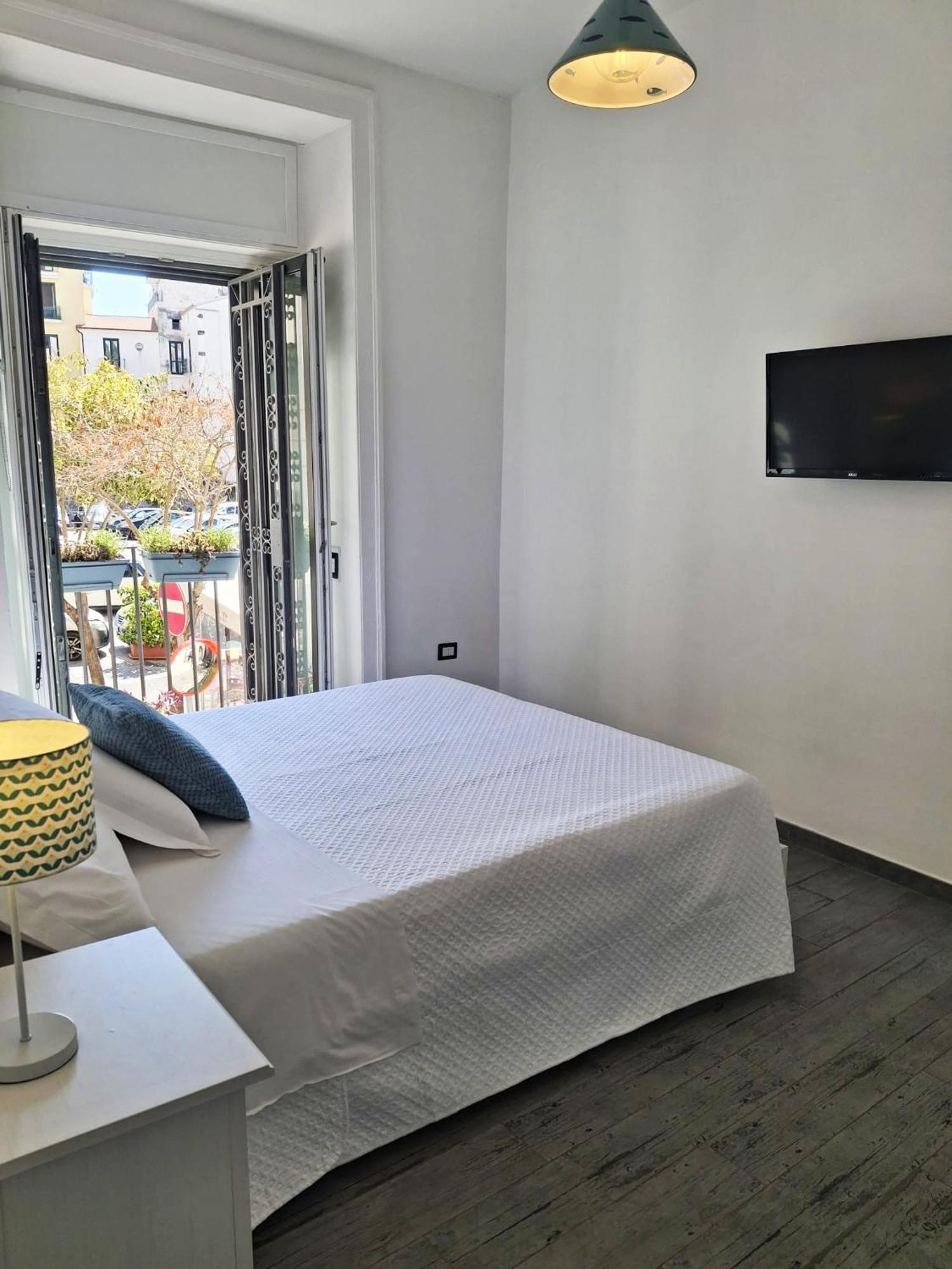 Inn Alta Marea Salerno Exteriér fotografie
